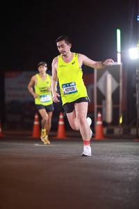 BIB: 40708
                            <button type="button" onclick="openModal(21303105)" class="btn btn-primary btn-sm float-right btn-popup" data-toggle="modal" data-target=".modal-high-quality">
                        <i class="fas fa-shopping-cart"></i> Add to Cart
                    </button>
                                            <button type="button" onclick="isThisMe(21303105, true)" class="btn btn-success btn-sm float-right btn-popup btn-isme hidden" data-toggle="tooltip" data-placement="bottom" title="นี่คือรูปของคุณใช่ไหม คลิกที่นี่เพื่อเอาเข้าอัลบั้ม">
                        <i class="fas fa-plus"></i> Add to album
                    </button>
                    <button type="button" onclick="isThisMe(21303105, false)" class="btn btn-warning btn-sm float-right btn-popup btn-isnotme hidden">
                        <i class="fas fa-ban"></i> Remove from album
                    </button>